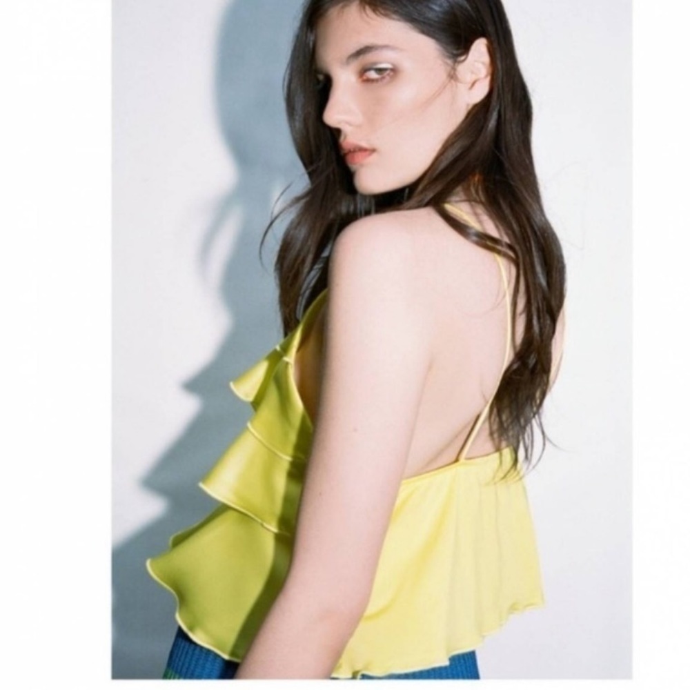 Zara high neck yellow ruffle tank - Picture 3 of 9